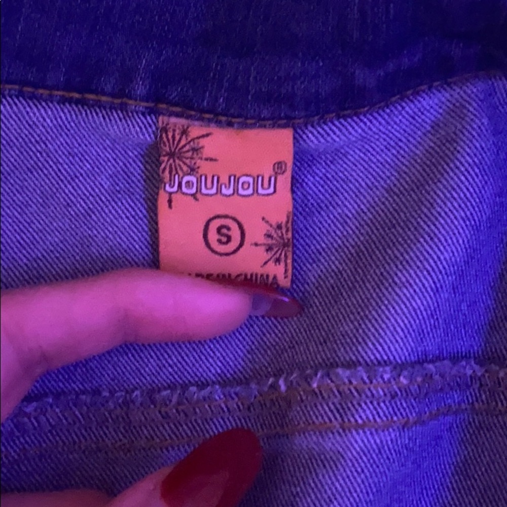 Jean jacket - Picture 2 of 3